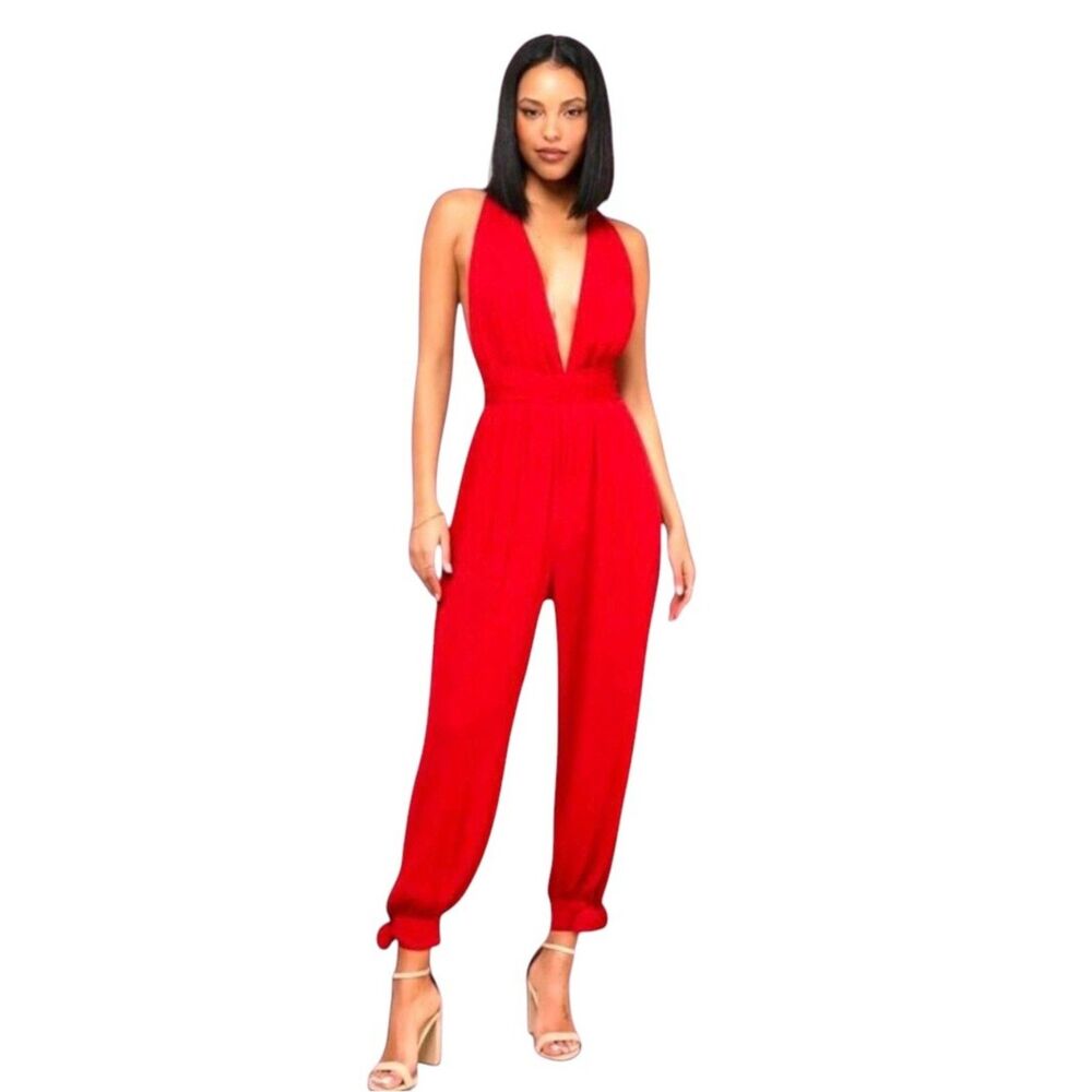 NWT Lulu's Red Sleeveless Jumpsuit sz S
